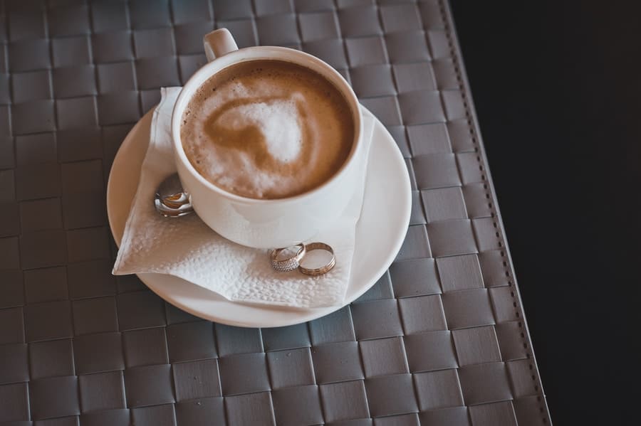 Coffee mug with heart made in the foam