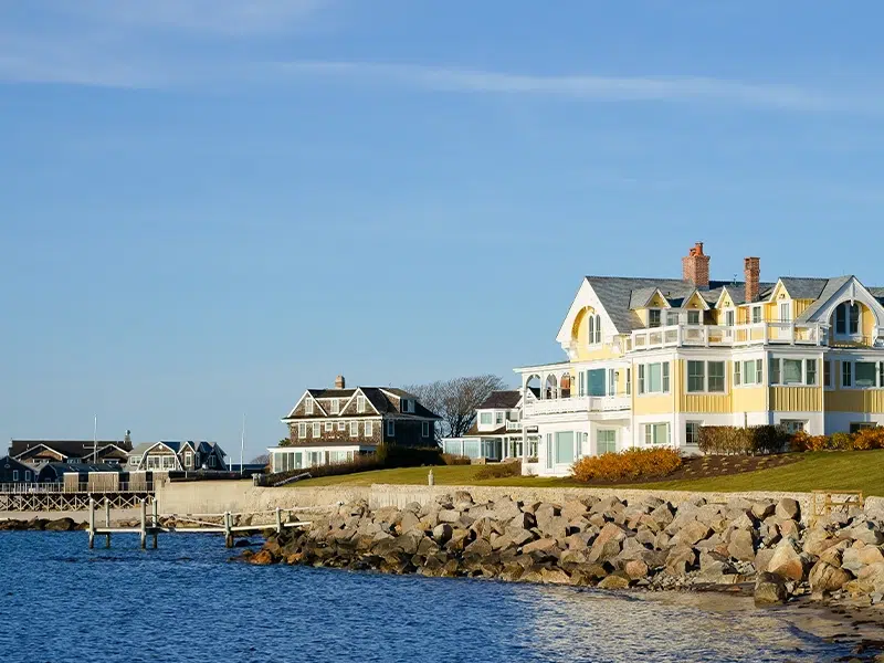 Rhode island houses on the shoreline