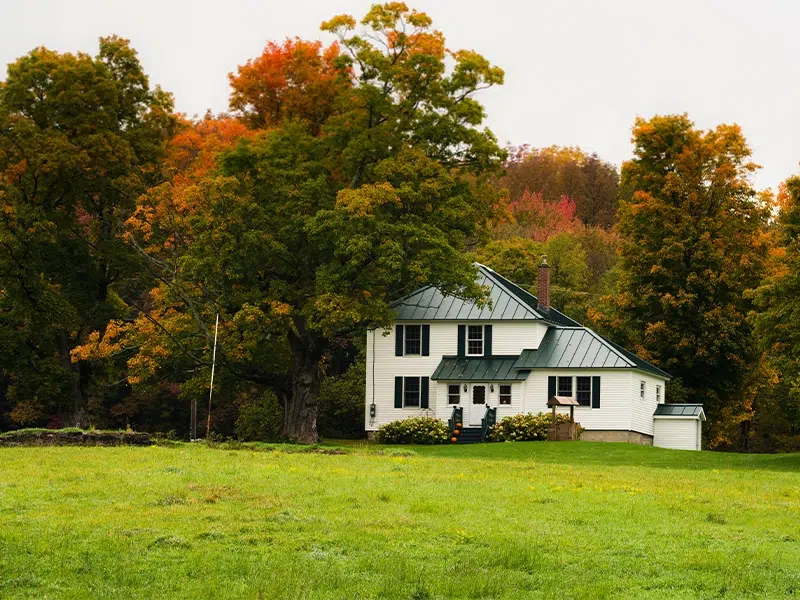 A Wisconsin farmhouse in the fall